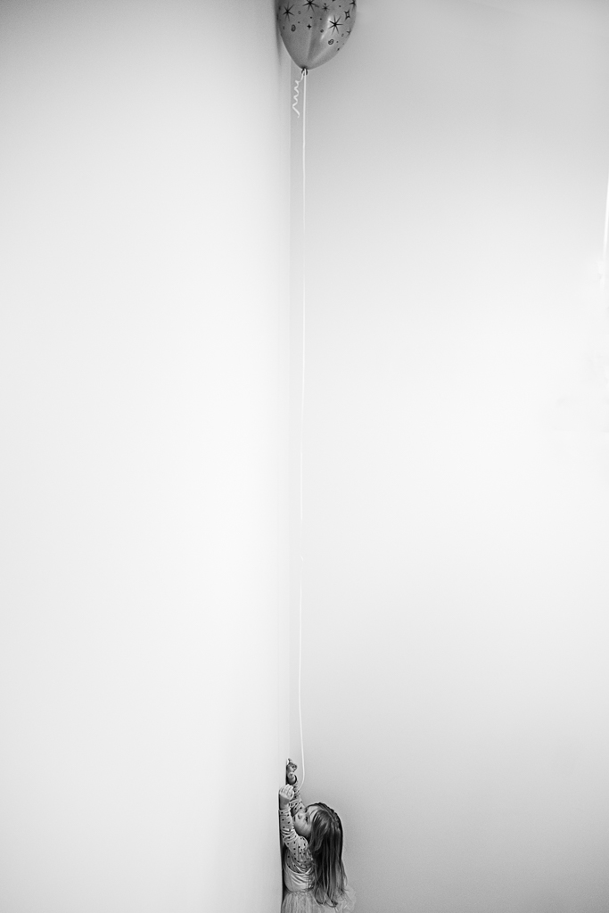 sesja dziecięca w domu Podkowa Leśna