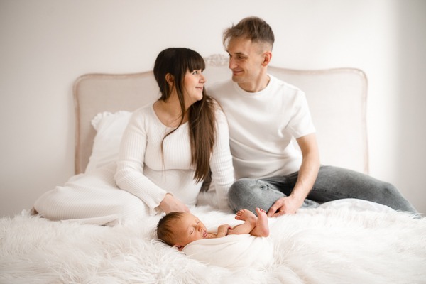 Sesja noworodkowa Łucji w studio Dominiki i Michała 8 - sesja noworodkowa Milanowek 8